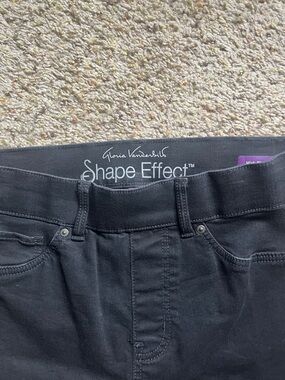 Gloria Vanderbilt Women's Black Shape Effect Jeggings